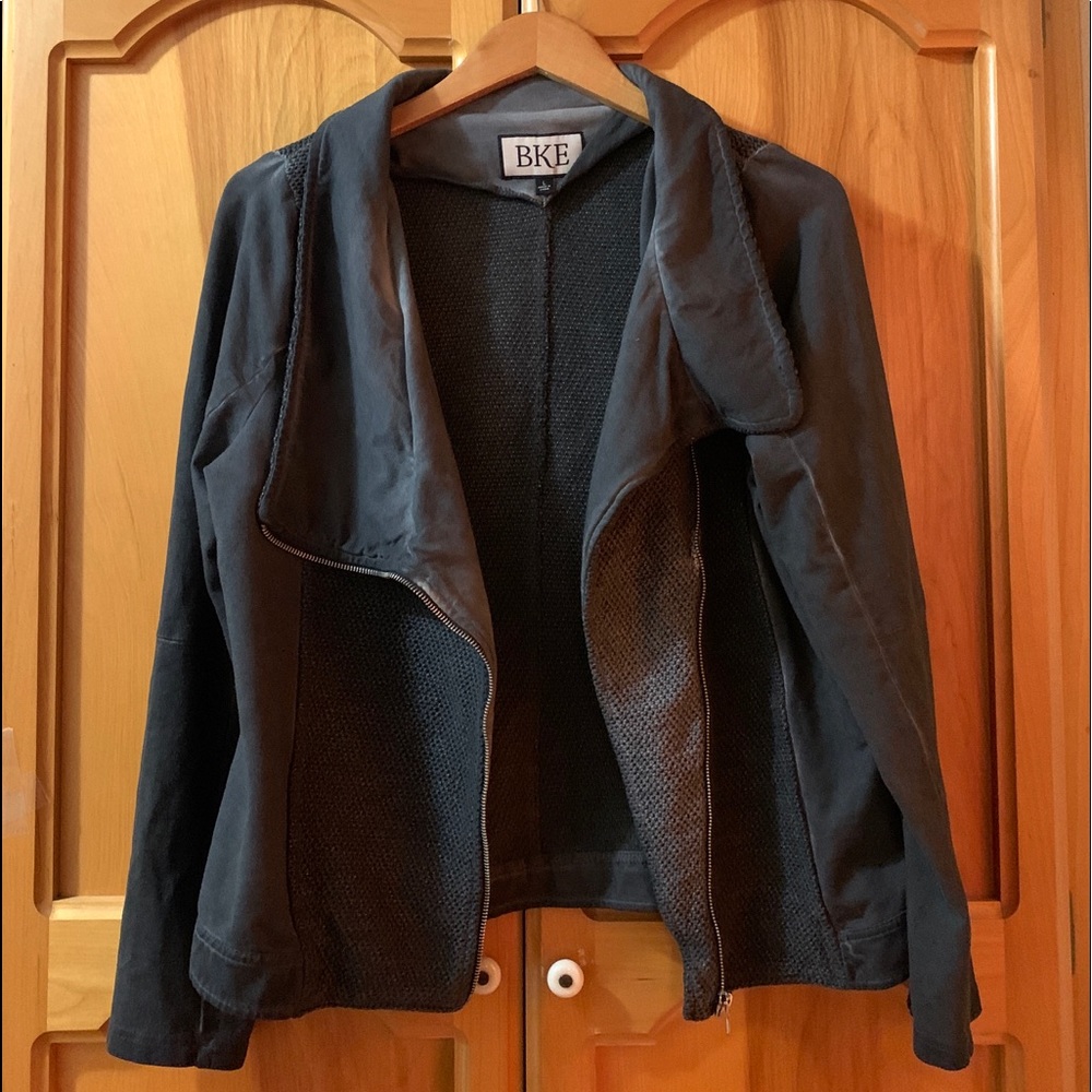 Buckle Side ZIp Jacket - Picture 11 of 14